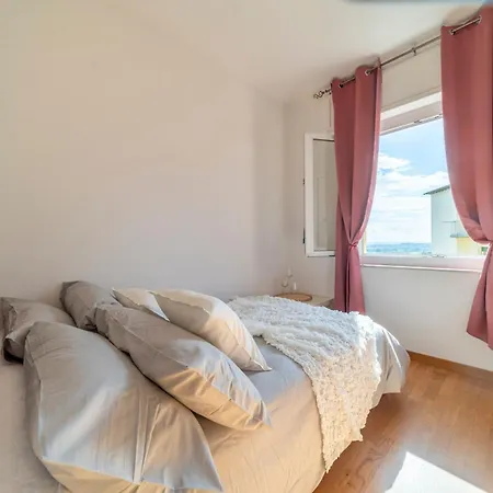 Sofia's Dreamy Haven Apartament *